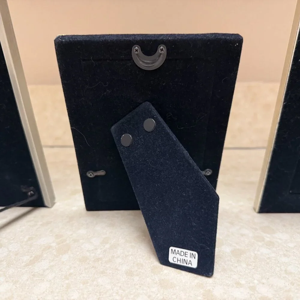 3 - Picture Frames